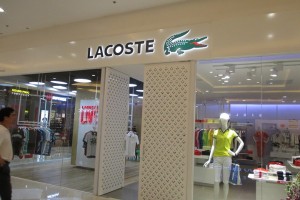 Lắp đặt loa âm trần cho cửa hàng Lacoste Royal city