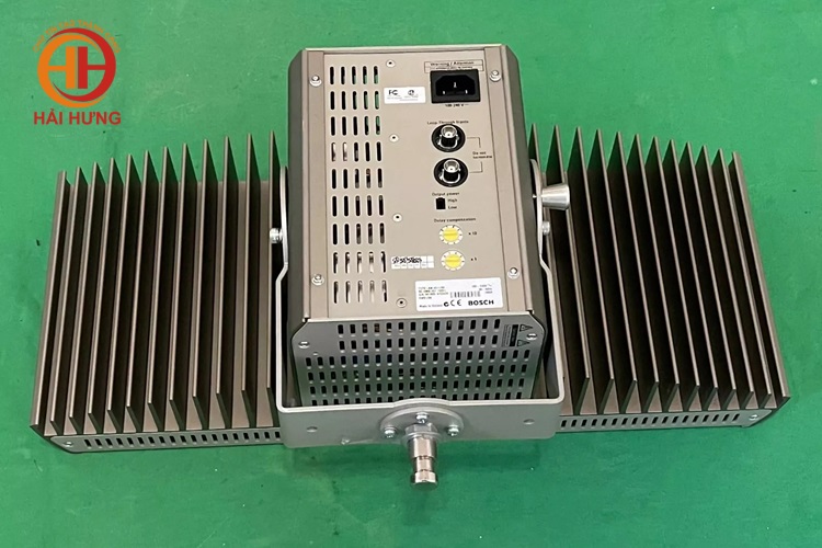 LBB4511/00 phân phối tín hiệu hồng ngoại trong toàn bộ khu vực hội nghị