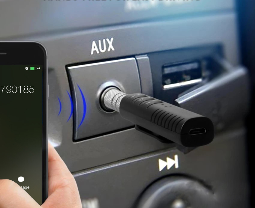 Cổng AUX có thể kết nối Bluetooth