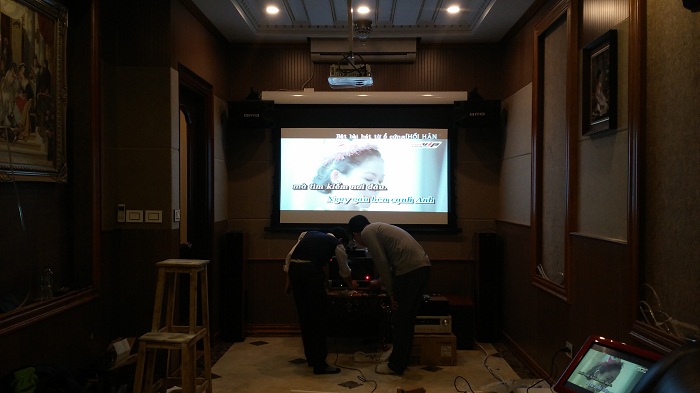 Hải Hưng lắp đặt phòng chiếu phim kết hợp karaoke tại khu đô thị Ladico